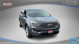 Used 2023 Ford Edge Titanium image 3