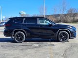 Used 2024 Toyota Highlander LE image 2