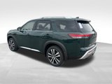 New 2025 Nissan Pathfinder Platinum image 4