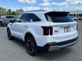 New 2025 Kia Sorento S image 3