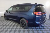 New 2025 Chrysler Pacifica Premium image 6