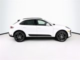 New 2025 Porsche Macan image 4