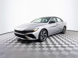 New 2025 Hyundai Elantra SEL image 2