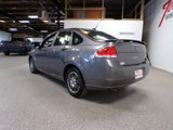Used 2010 Ford Focus SE image 3