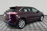 Used 2022 Ford Edge Titanium image 4