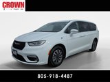 Certified 2022 Chrysler Pacifica Touring-L w/ Uconnect Theater Family Group image 3