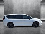 New 2024 Chrysler Pacifica Touring-L w/ S Appearance Package image 4
