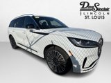 New 2025 Lincoln Aviator Black Label image 3