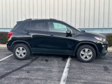 Used 2021 Chevrolet Trax LT image 2