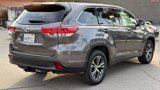 Used 2018 Toyota Highlander LE w/ Protection Package #3 image 5