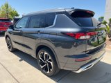 New 2025 Mitsubishi Outlander SEL image 3