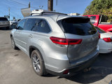 Used 2018 Toyota Highlander XLE image 2