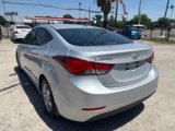 Used 2015 Hyundai Elantra SE image 3