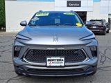 Used 2024 Buick Encore GX Sport Touring image 2