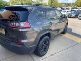 Used 2023 Jeep Cherokee Altitude Lux image 4