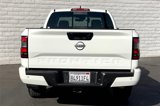 Used 2025 Nissan Frontier SV w/ SV Convenience Package image 3