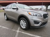 Used 2018 Kia Sorento LX image 3