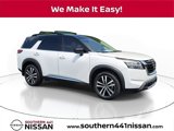 New 2025 Nissan Pathfinder Platinum image 1