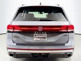 New 2025 Volkswagen Atlas Peak Edition SE image 4