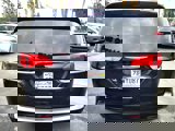 Used 2017 Chrysler Pacifica Touring image 4