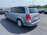 Used 2017 Dodge Grand Caravan SE image 6