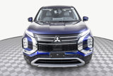 Used 2025 Mitsubishi Outlander SE image 2