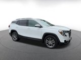 Used 2024 GMC Terrain SLT image 2