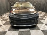 Used 2022 Chrysler Voyager LX image 2