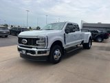 New 2025 Ford F350 Lariat image 3