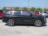 New 2025 Mitsubishi Outlander SE image 2