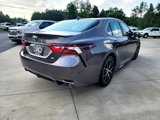 Used 2022 Toyota Camry SE image 6
