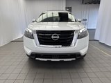 New 2025 Nissan Pathfinder Platinum image 2