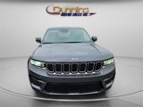 Used 2023 Jeep Grand Cherokee Laredo image 2