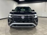Used 2025 Volkswagen Atlas Peak Edition SE image 2