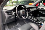 Certified 2023 Porsche Macan Turbo image 4