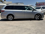Used 2017 Toyota Sienna LE image 6