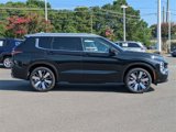 New 2025 Mitsubishi Outlander AWD image 2