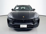Certified 2023 Porsche Macan image 6