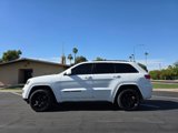 Used 2019 Jeep Grand Cherokee Laredo w/ 18" Wheel & 8.4" Radio Group image 3
