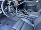 New 2025 Porsche Cayenne Coupe image 4