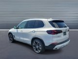 New 2026 BMW X5 xDrive50e image 4