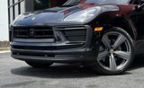 Used 2023 Porsche Macan image 2