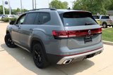 New 2025 Volkswagen Atlas Peak Edition SE image 6