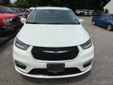 Used 2022 Chrysler Pacifica Touring-L image 3