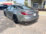 Used 2025 Toyota Camry SE image 3