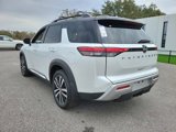 New 2025 Nissan Pathfinder Platinum w/ Cargo Package image 3