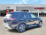 New 2025 Nissan Pathfinder Platinum w/ Cargo Package image 2