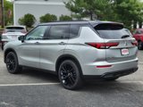 New 2025 Mitsubishi Outlander SEL Black Edition image 3