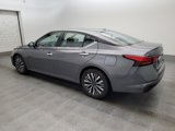 Used 2024 Nissan Altima 2.5 SV image 3