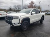 New 2025 Nissan Frontier PRO-4X w/ Pro Convenience Package image 3